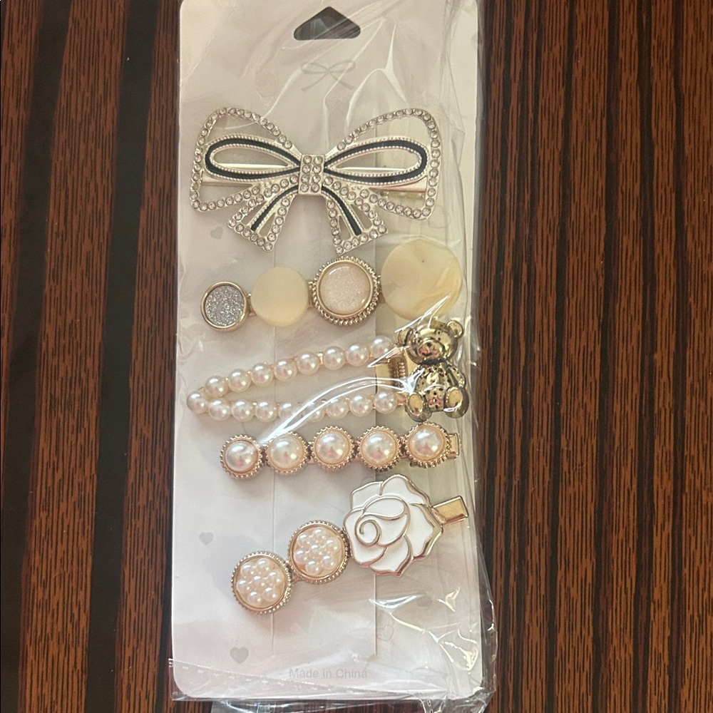 Elegant Cream and Gold Hair Accessory Set